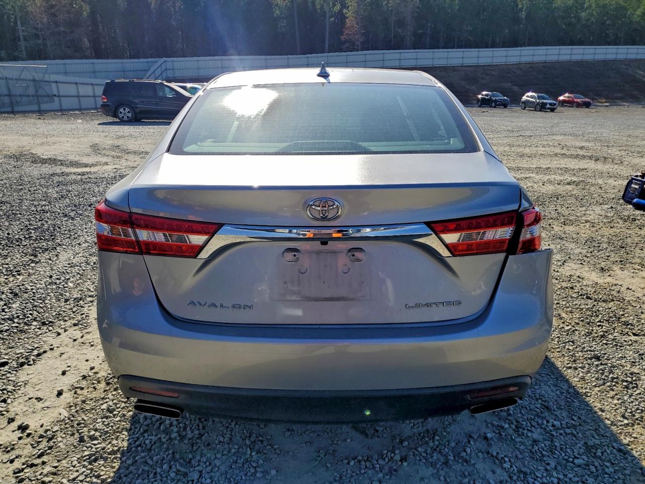 Toyota Avalon Xle Image 8
