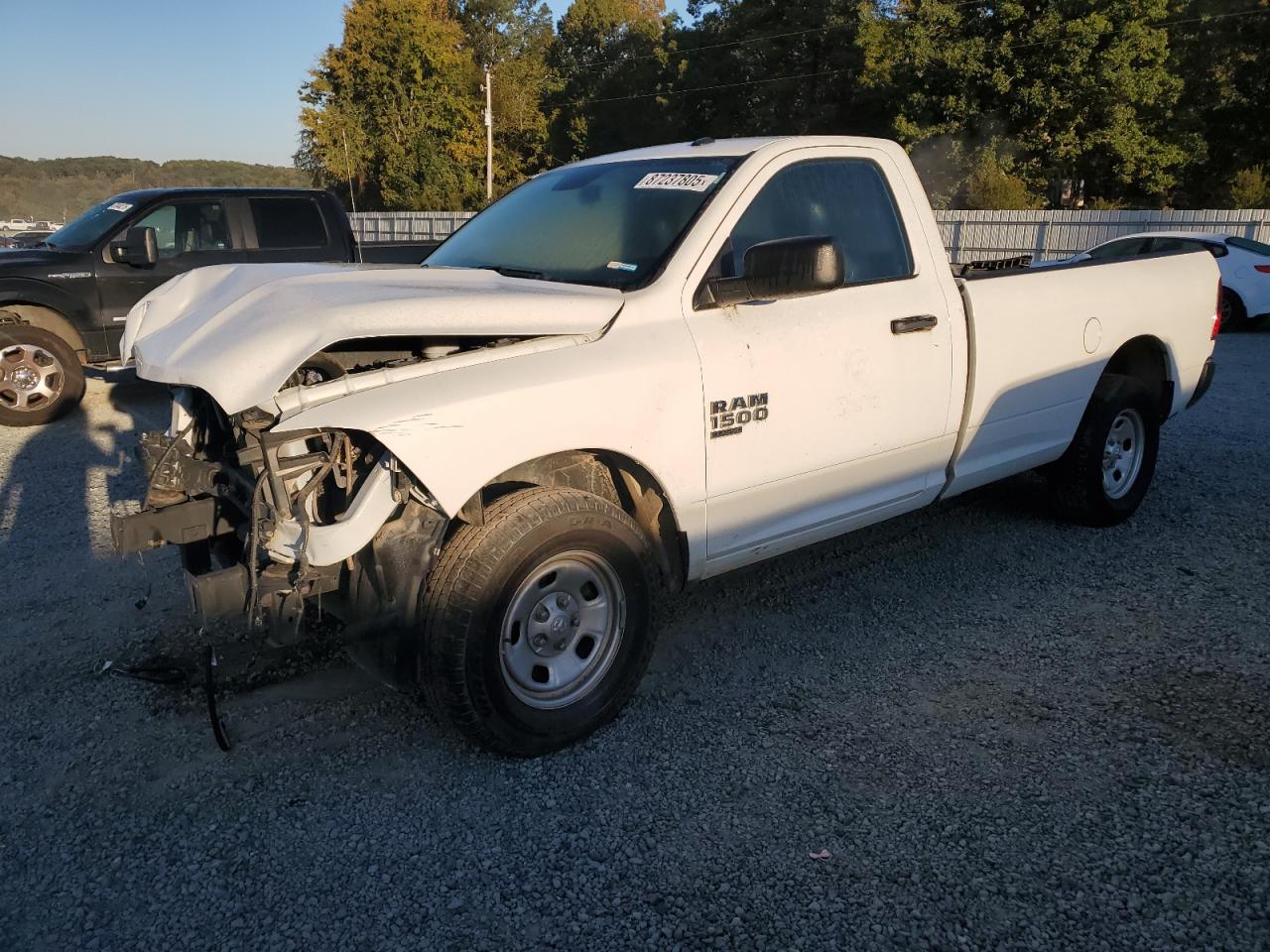 Ram 1500 Tradesman Image 1