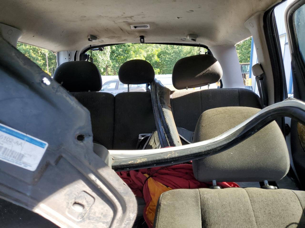 Mazda Tribute I Image 9