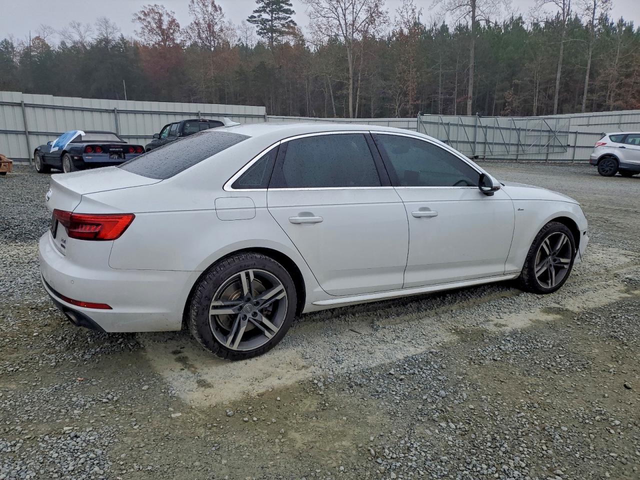 Audi A4 Premium Plus Image 5