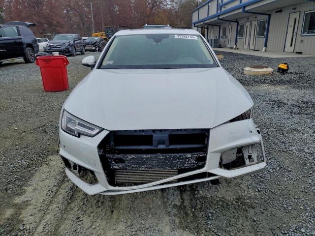 Audi A4 Premium Plus Image 12