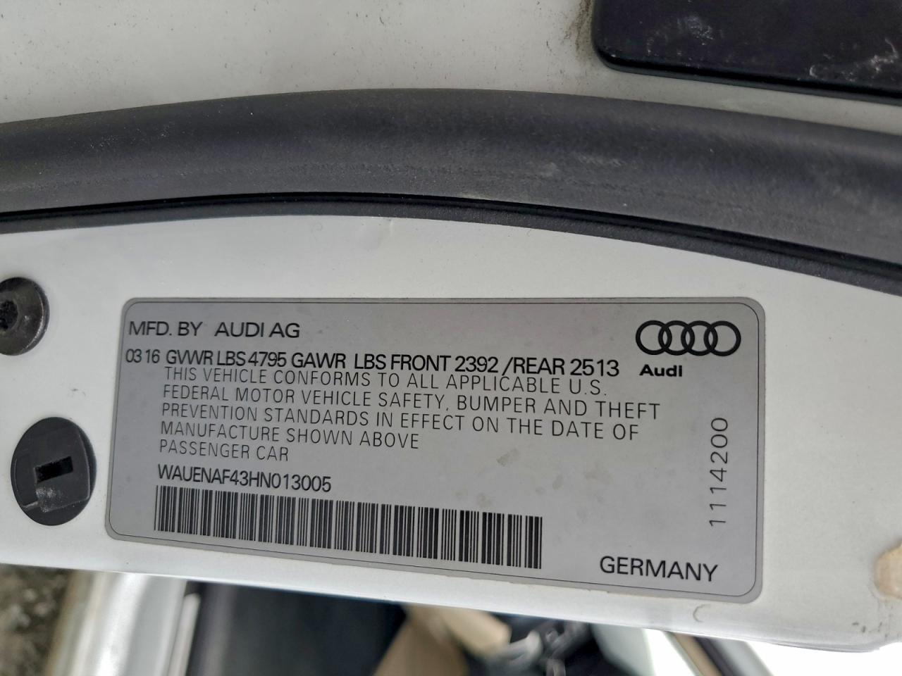 Audi A4 Premium Plus Image 11