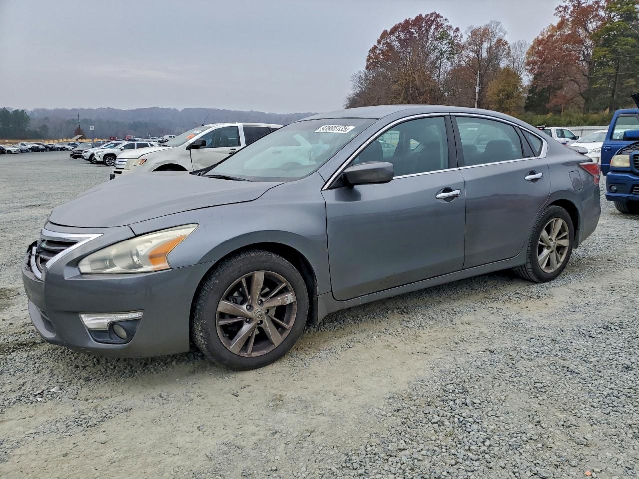 Nissan Altima 2.5 Image 1