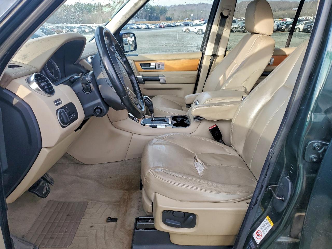 Land Rover LR4 Hse Luxury Image 7