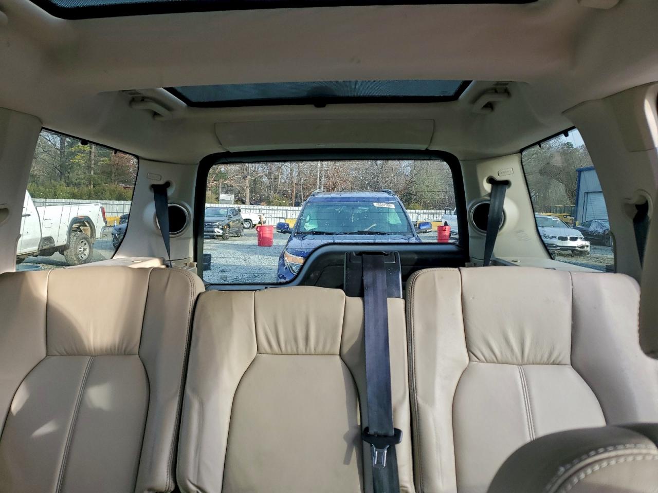 Land Rover LR4 Hse Luxury Image 10