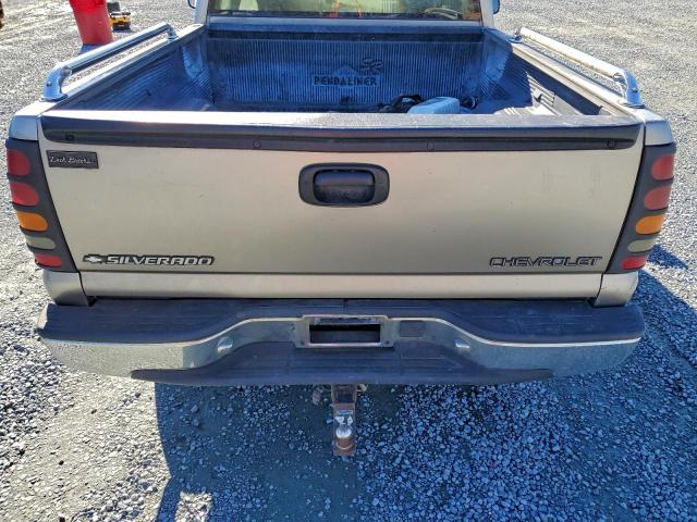 Chevrolet Silverado C1500 Image 12