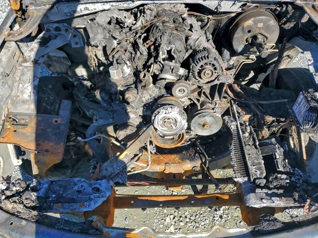 Chevrolet Silverado C1500 Image 9