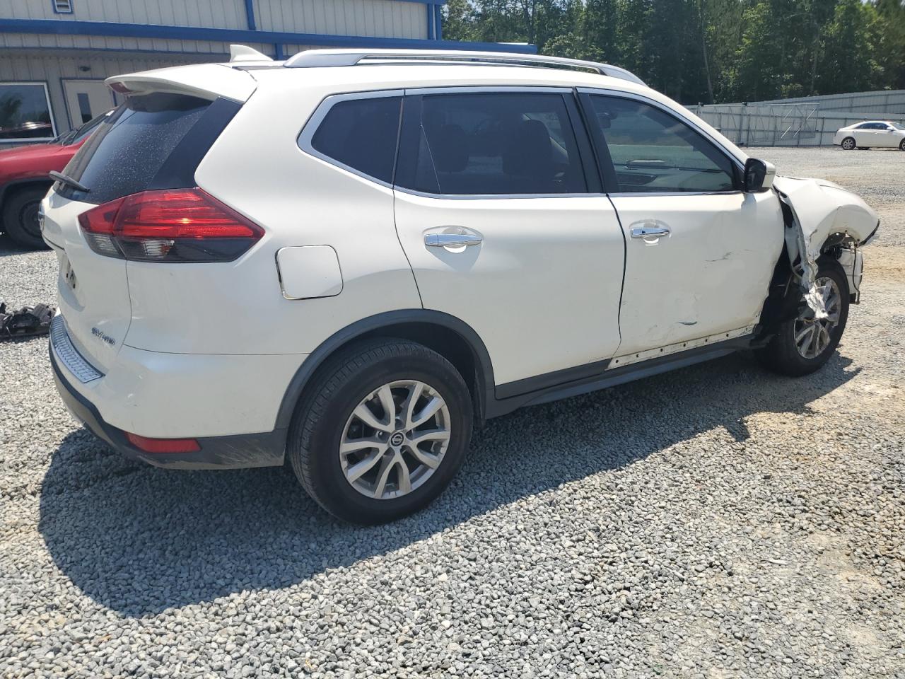 Nissan Rogue S Image 7