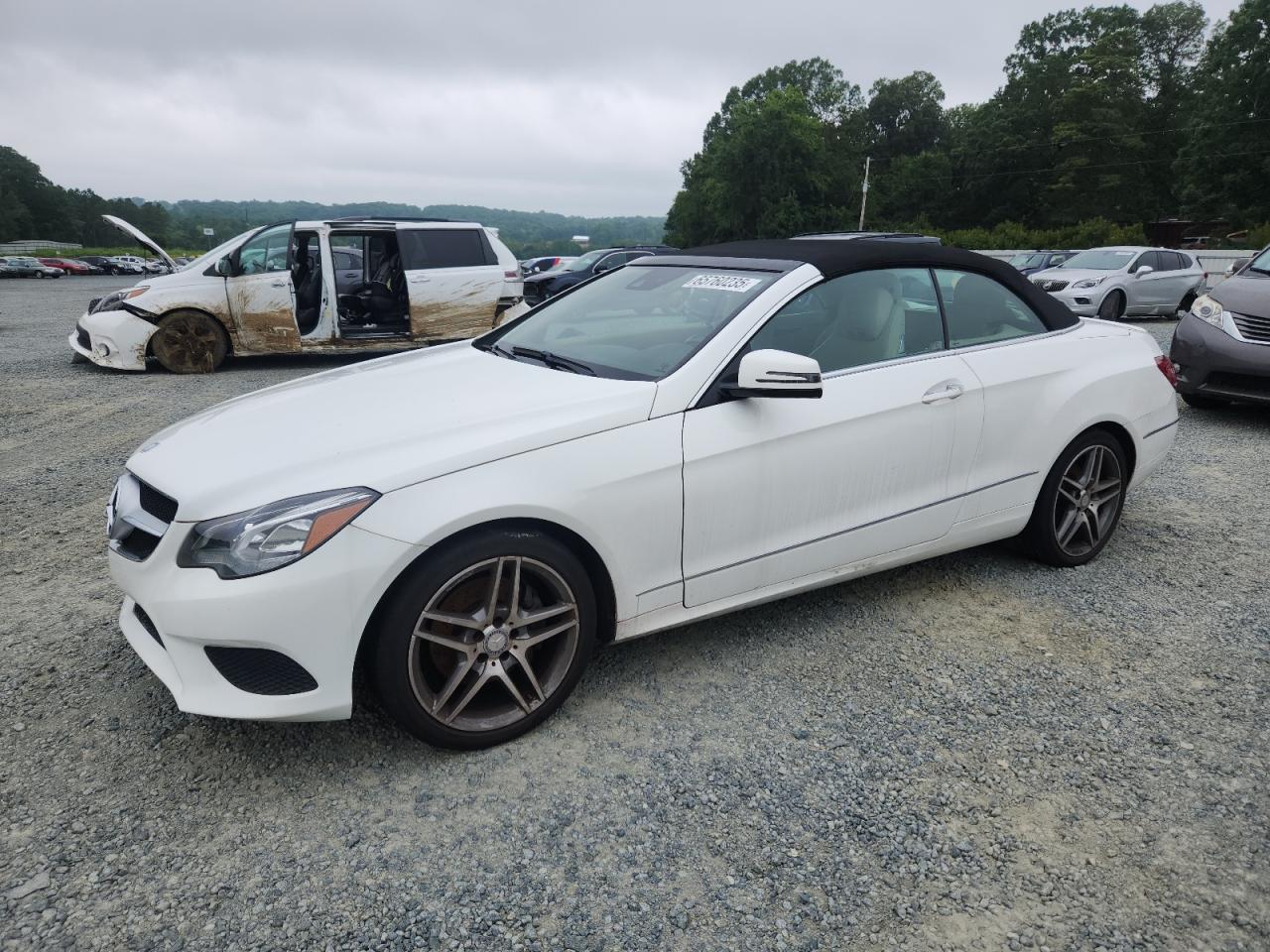 Mercedes-Benz E-Class 350 Image 1