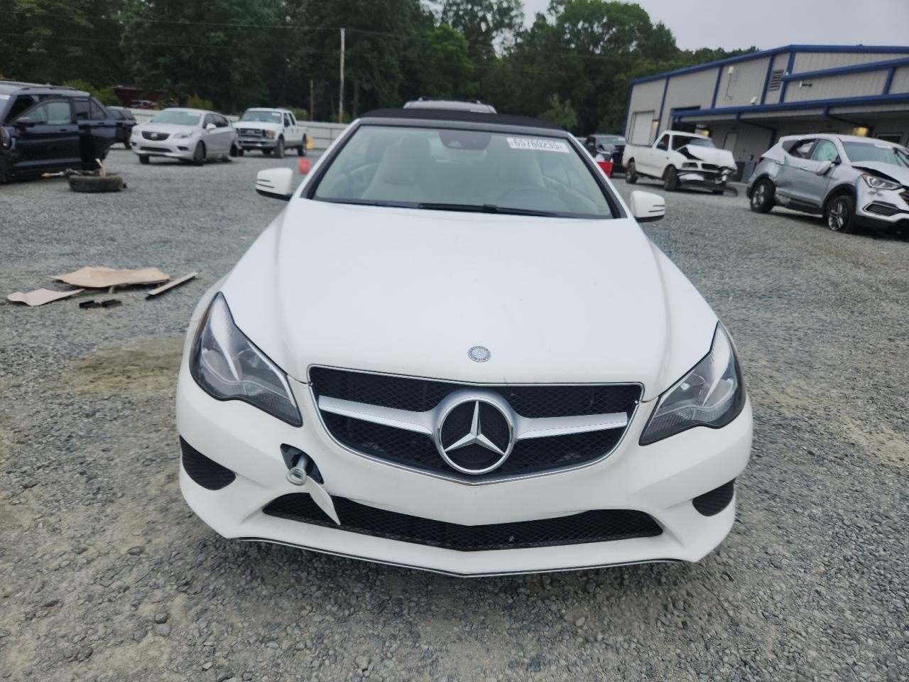 Mercedes-Benz E-Class 350 Image 4