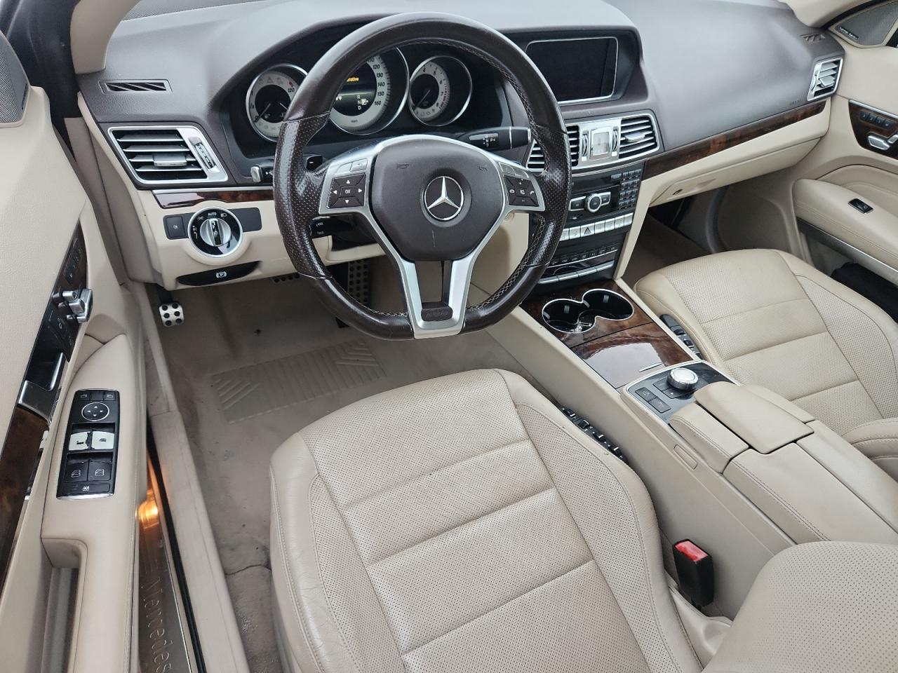 Mercedes-Benz E-Class 350 Image 5