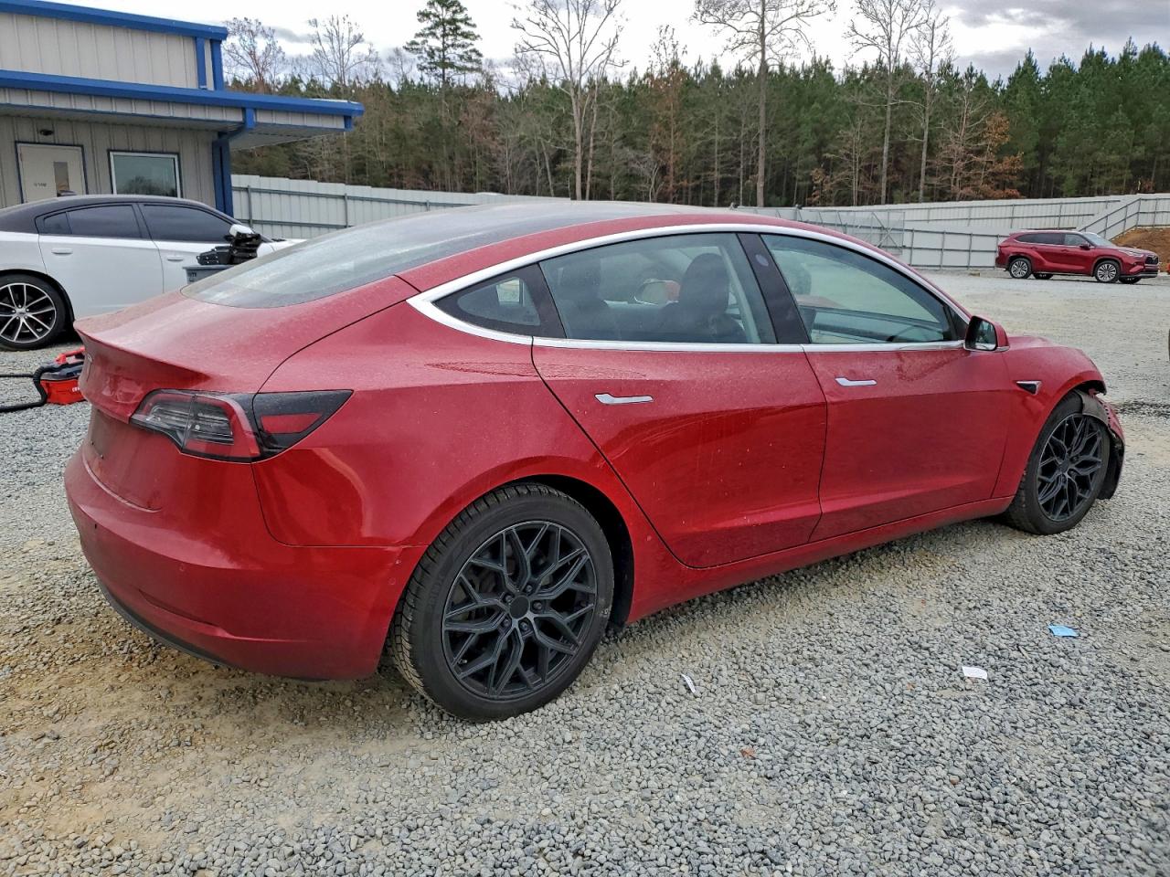 Tesla Model 3 Image 4