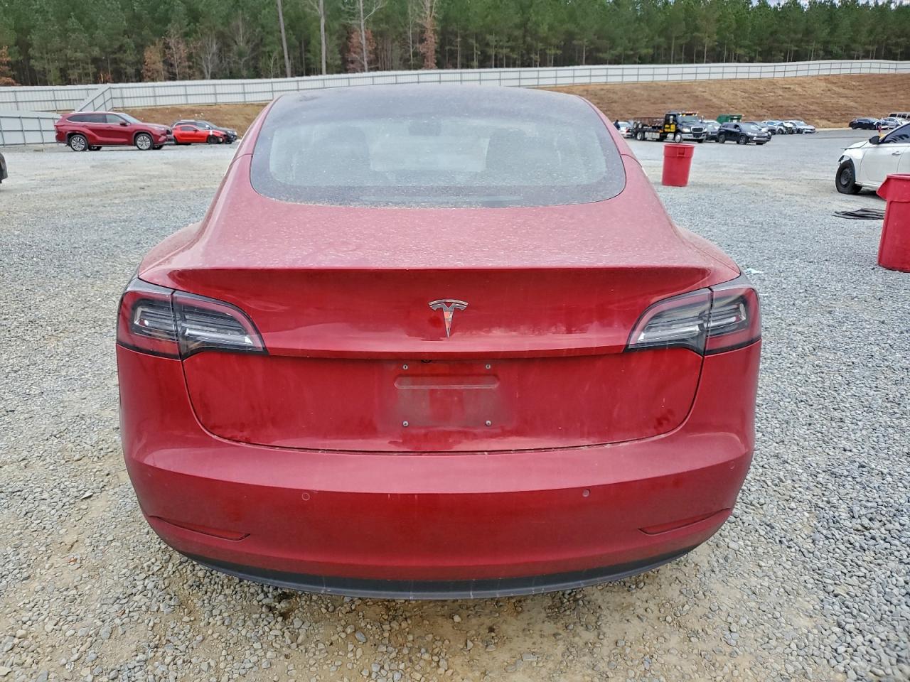 Tesla Model 3 Image 7