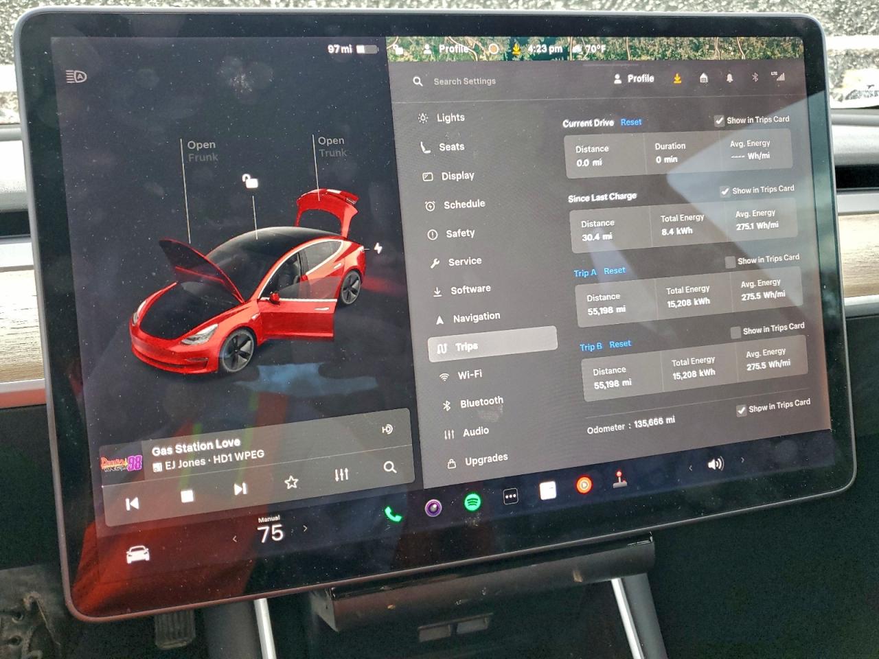 Tesla Model 3 Image 13