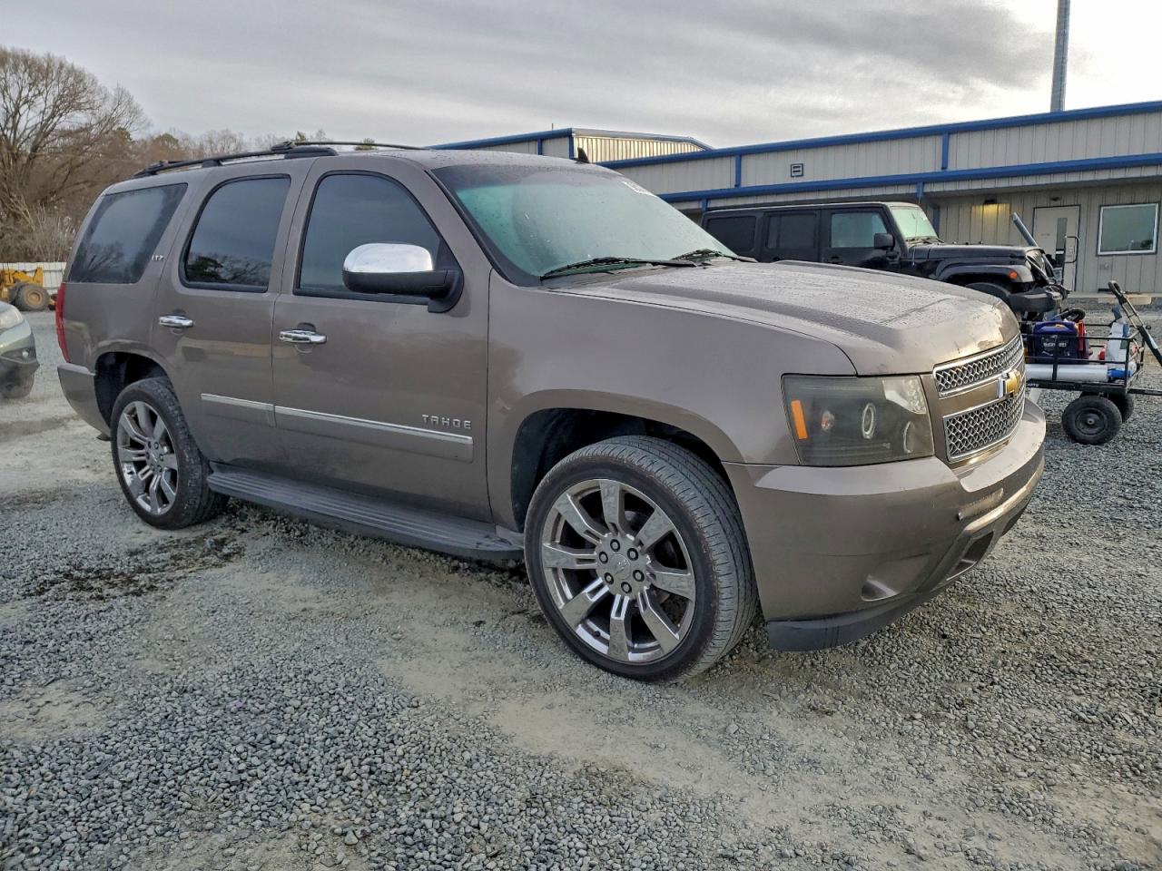 Chevrolet Tahoe K1500 Ltz Image 9
