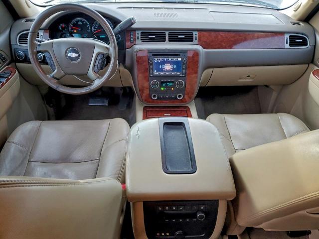 Chevrolet Tahoe K1500 Ltz Image 6