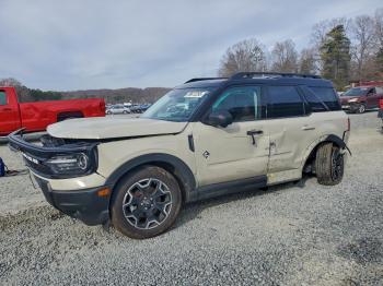  Salvage Ford Bronco