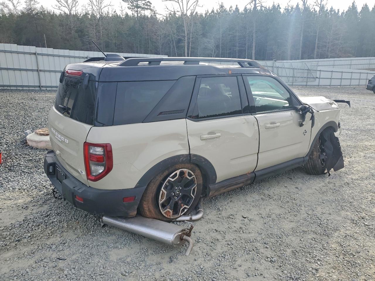 Ford Bronco Outer Banks Image 5