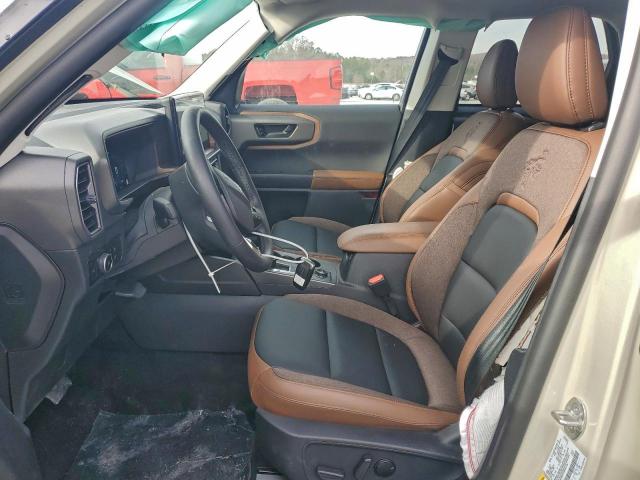 Ford Bronco Outer Banks Image 7