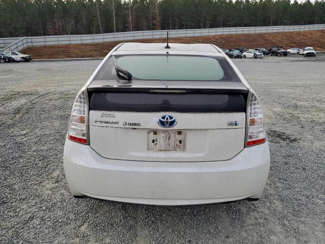 Toyota Prius Image 5