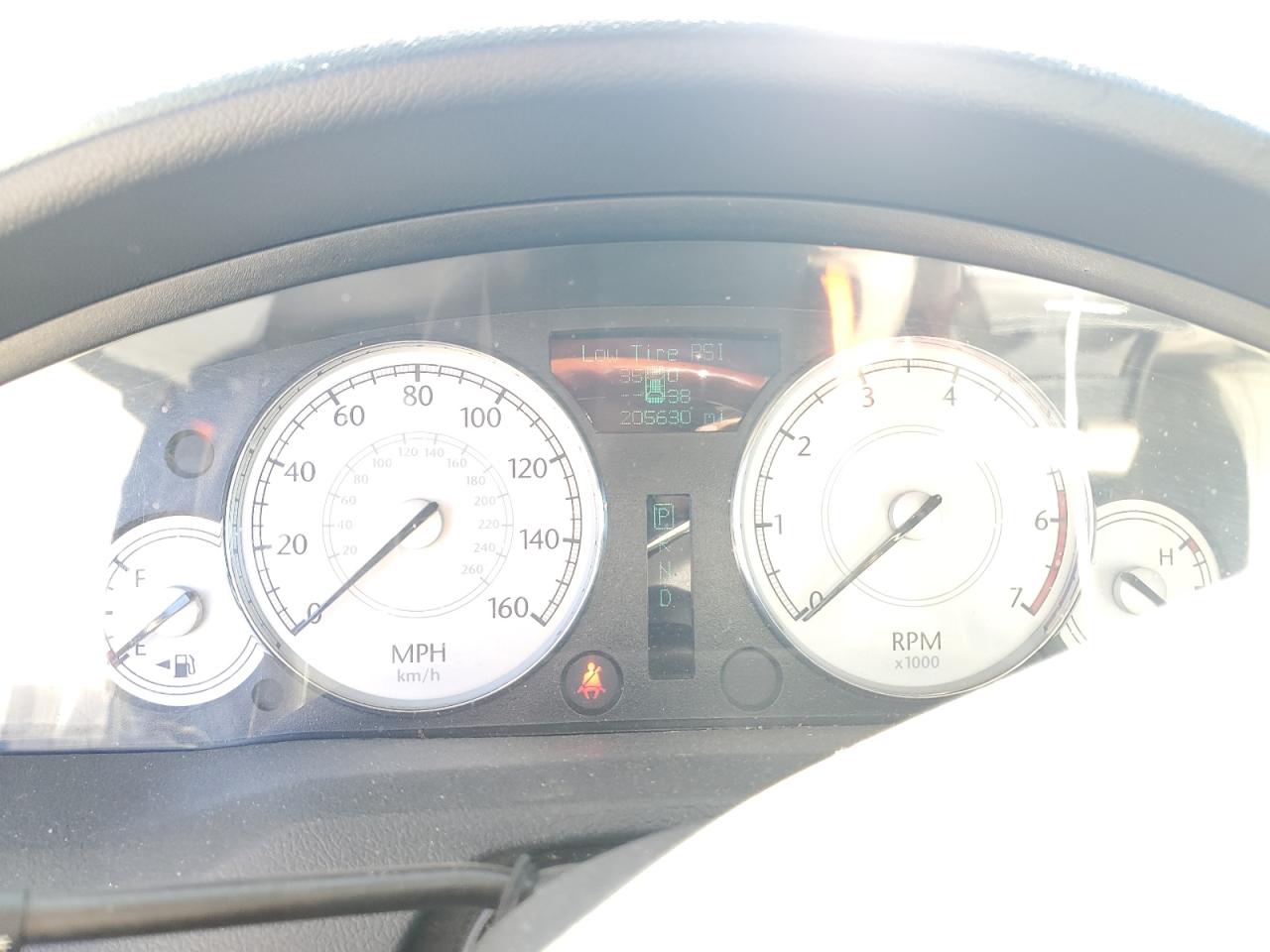 Chrysler 300 Image 6