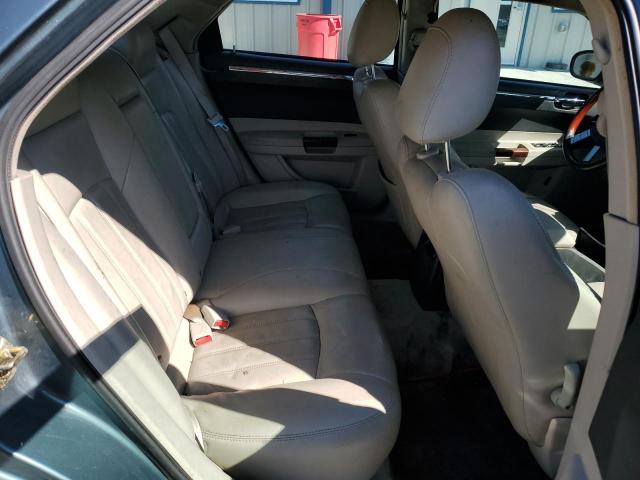 Chrysler 300 Image 5