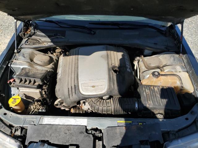 Chrysler 300 Image 9