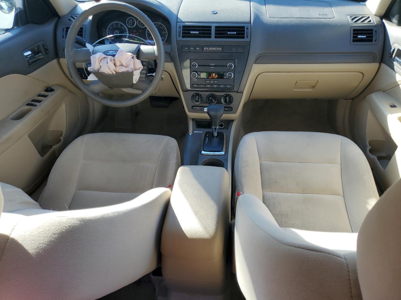 Ford Fusion Se Image 2