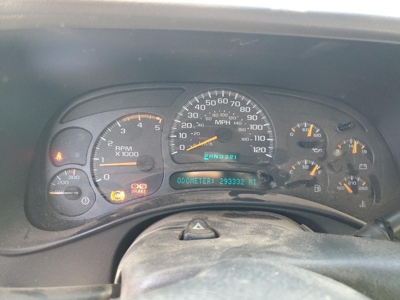 GMC Sierra K2500 Heavy Duty Image 8