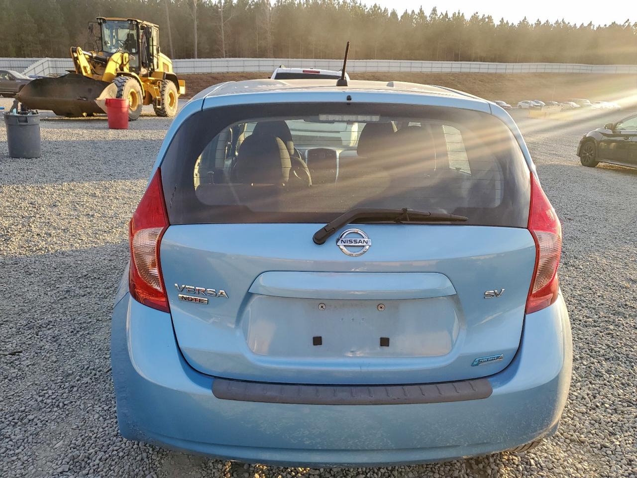 Nissan Versa S Image 8