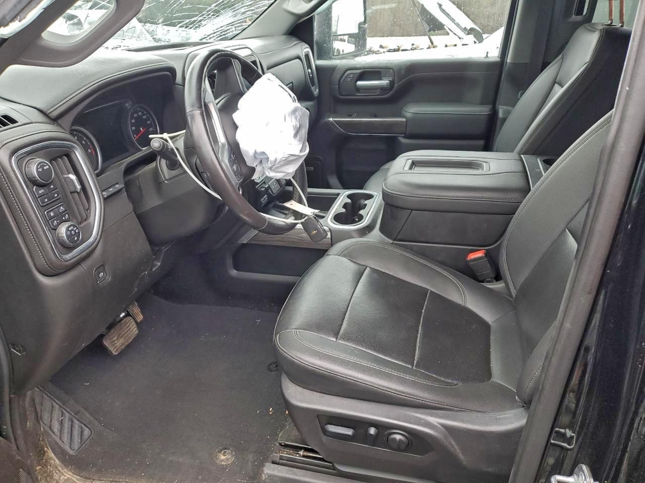 Chevrolet Silverado K2500 Heavy Duty Ltz Image 8