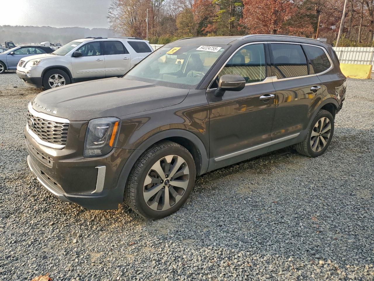 Kia Telluride S Image 1