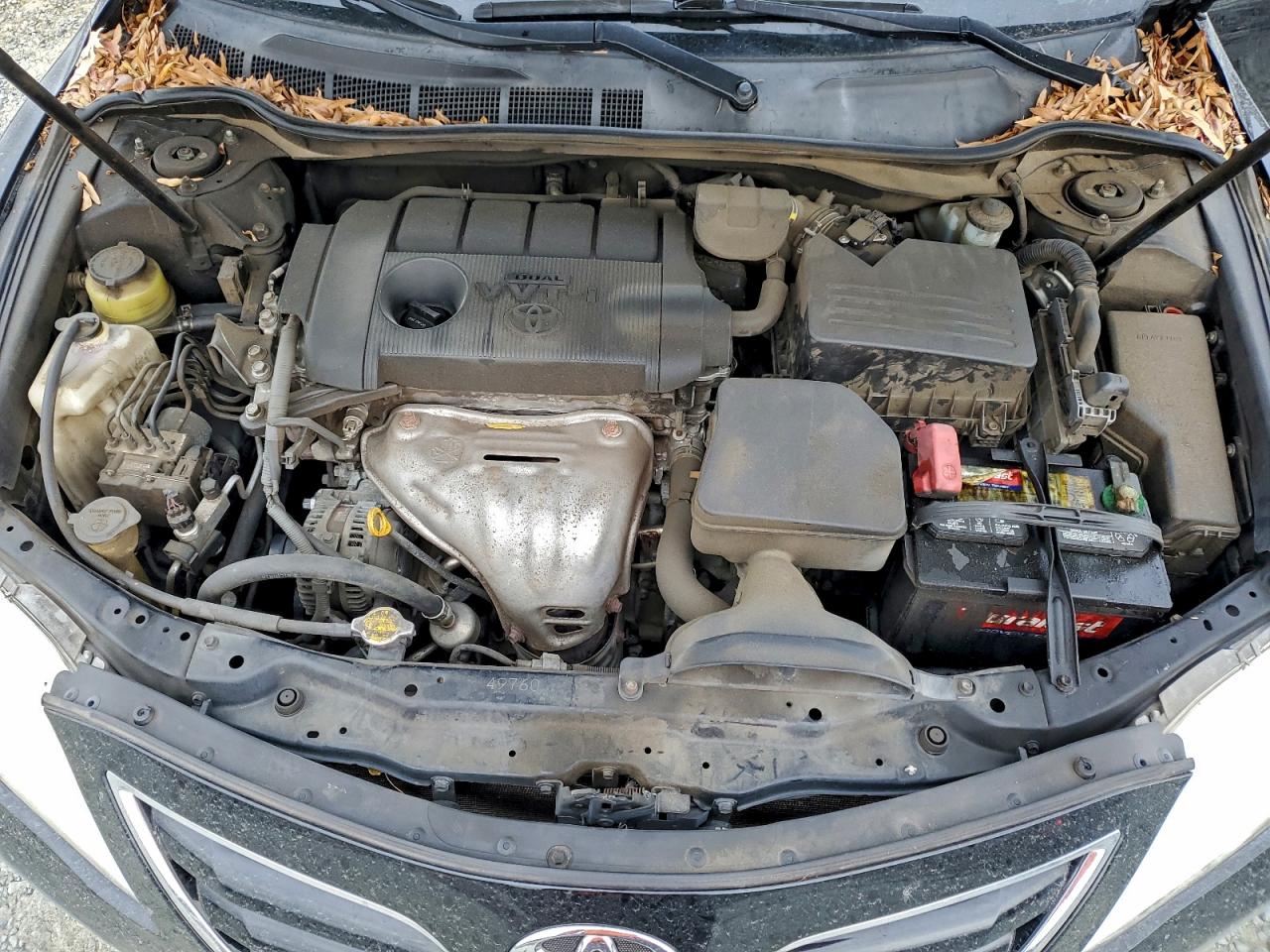 Toyota Camry Base Image 9