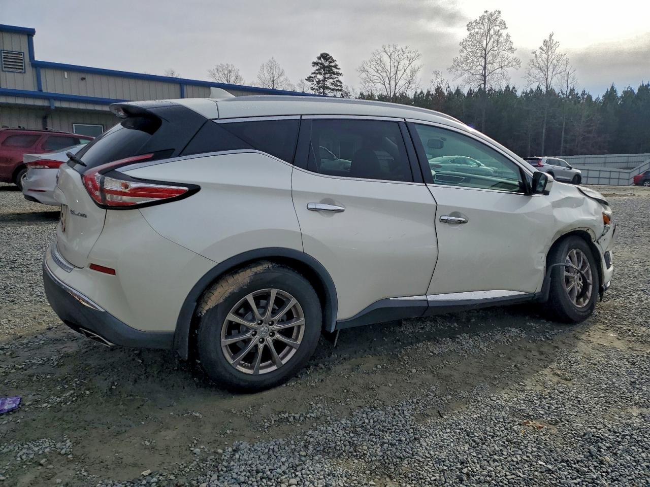 Nissan Murano S Image 5