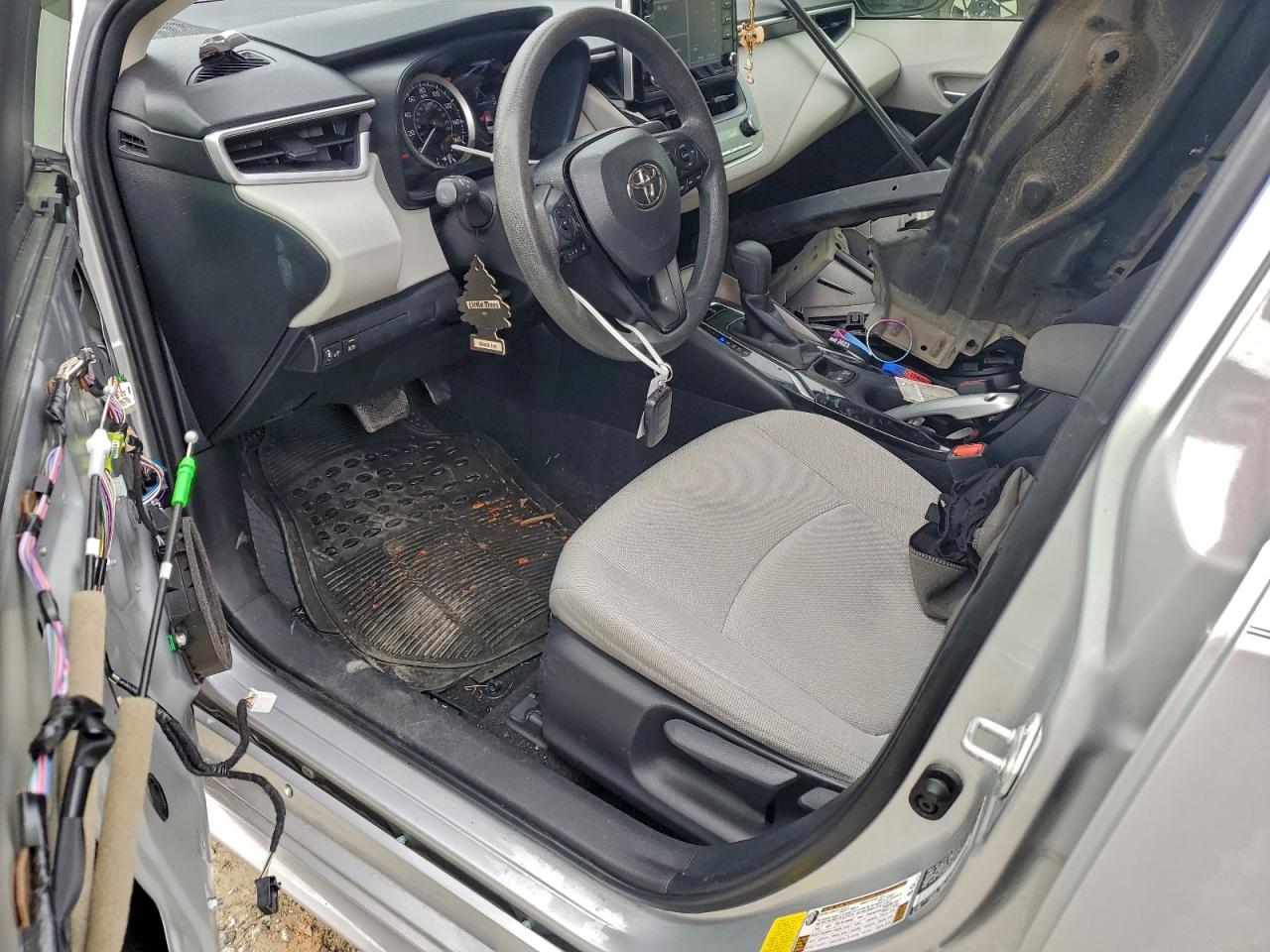 Toyota Corolla Le Image 4