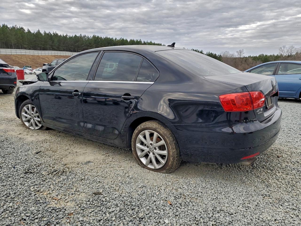 Volkswagen Jetta Se Image 8