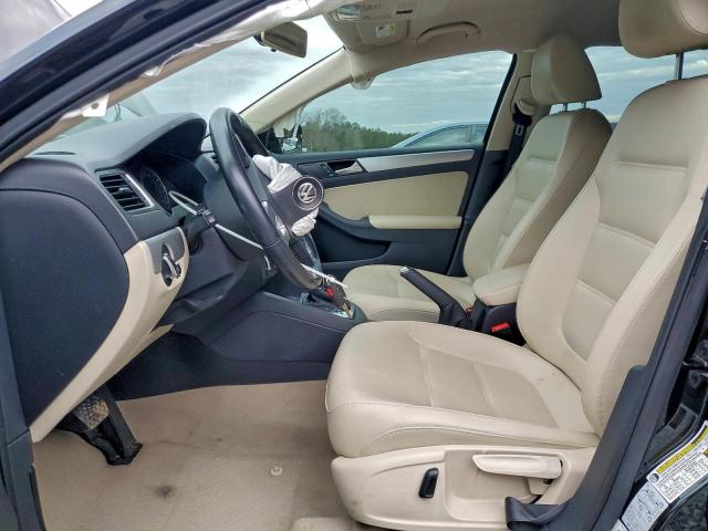 Volkswagen Jetta Se Image 4