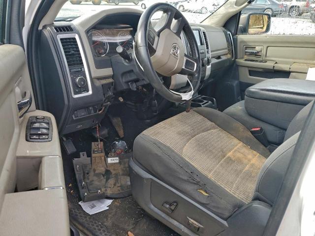 Dodge Ram 1500 Image 9