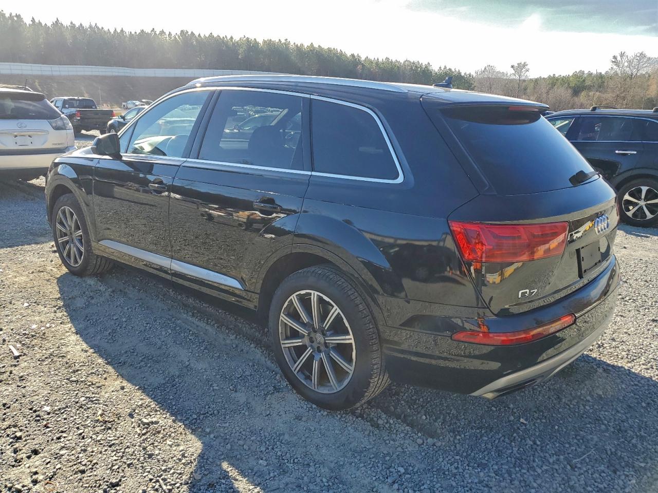 Audi Q7 Prestige Image 5