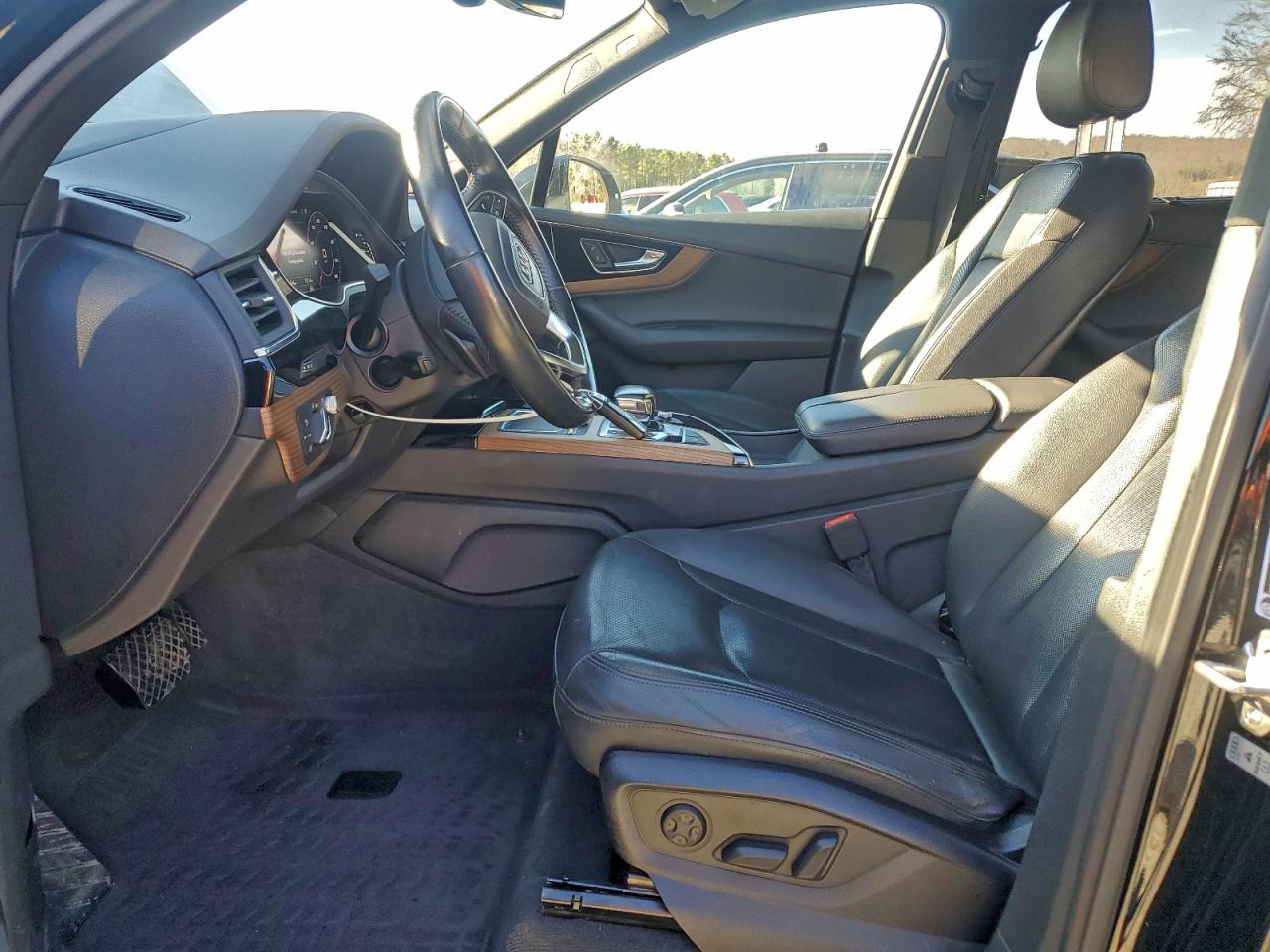 Audi Q7 Prestige Image 6