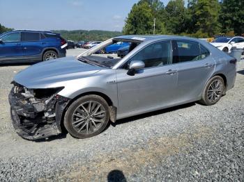  Salvage Toyota Camry