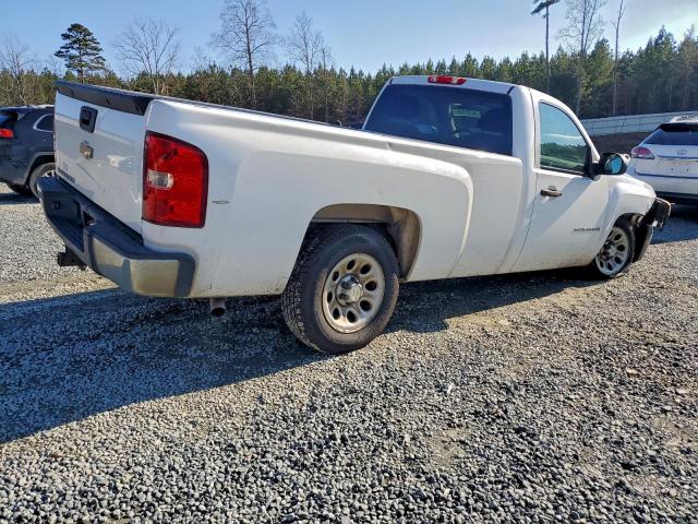 Chevrolet Silverado C1500 Image 3