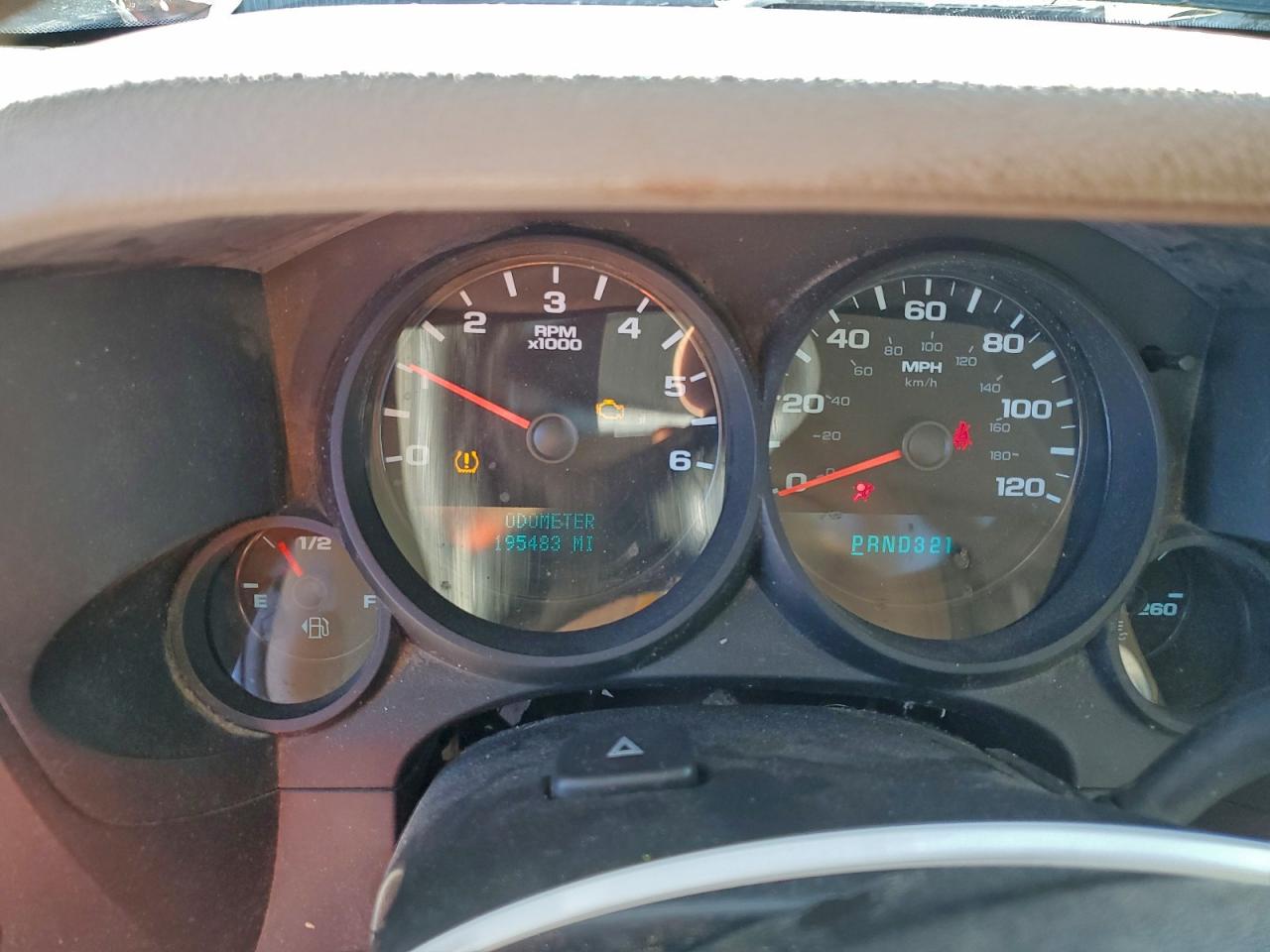 Chevrolet Silverado C1500 Image 6