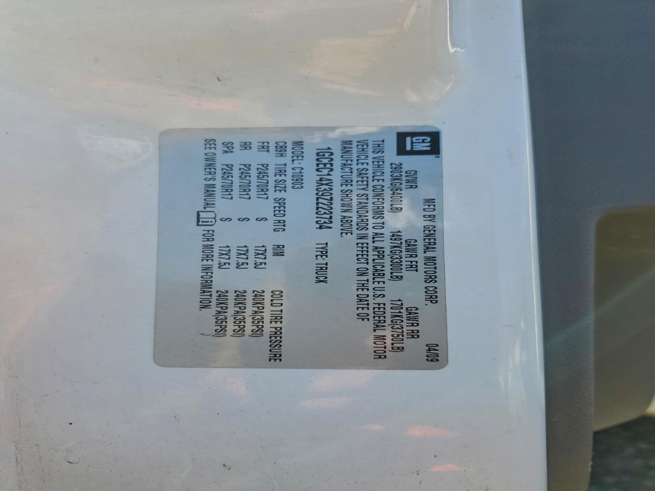 Chevrolet Silverado C1500 Image 11