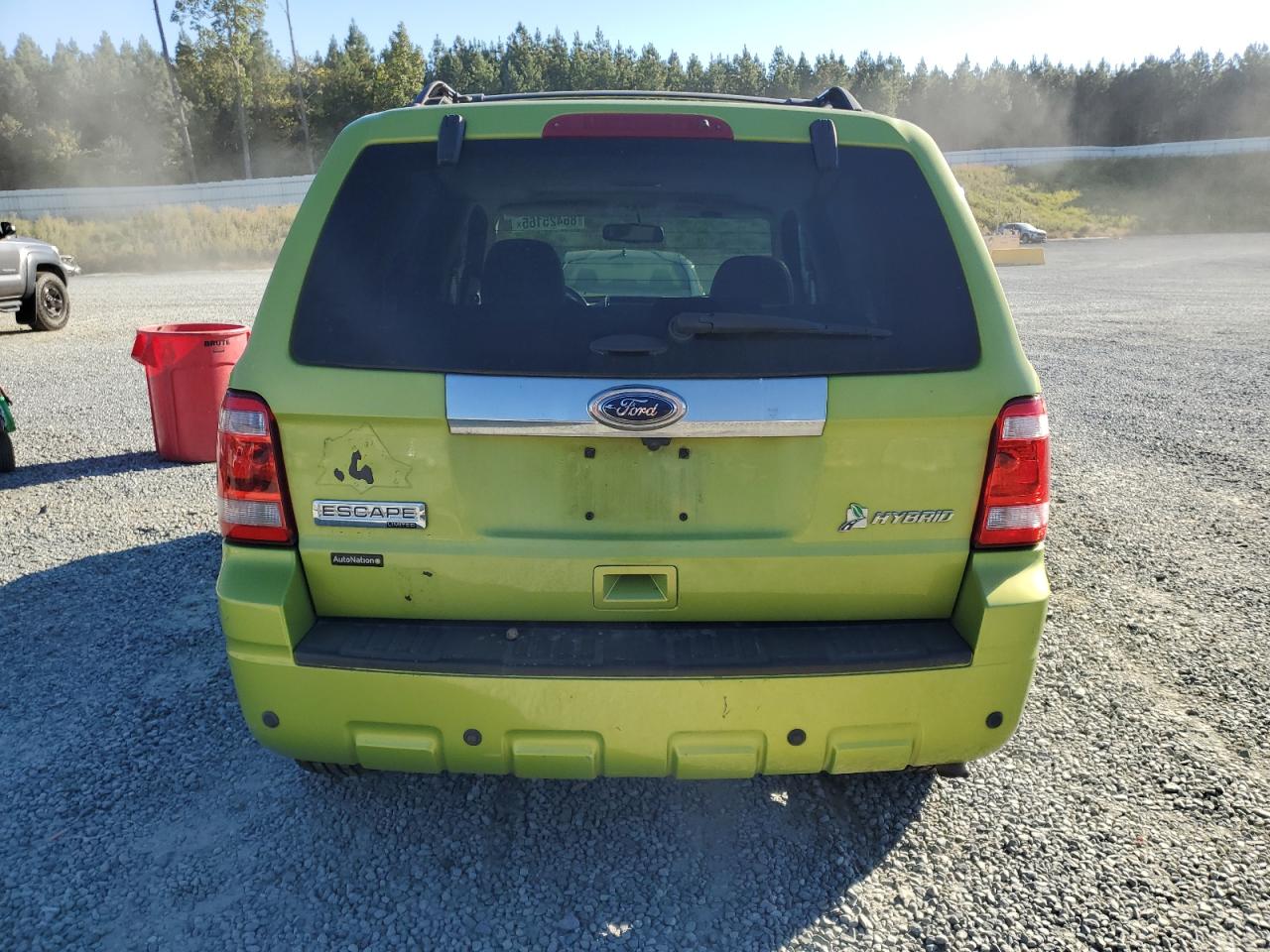 Ford Escape Hybrid Image 2