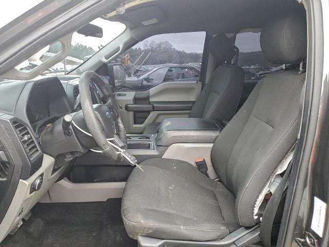 Ford F-150 Supercrew Image 8