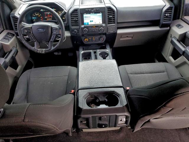 Ford F-150 Supercrew Image 11