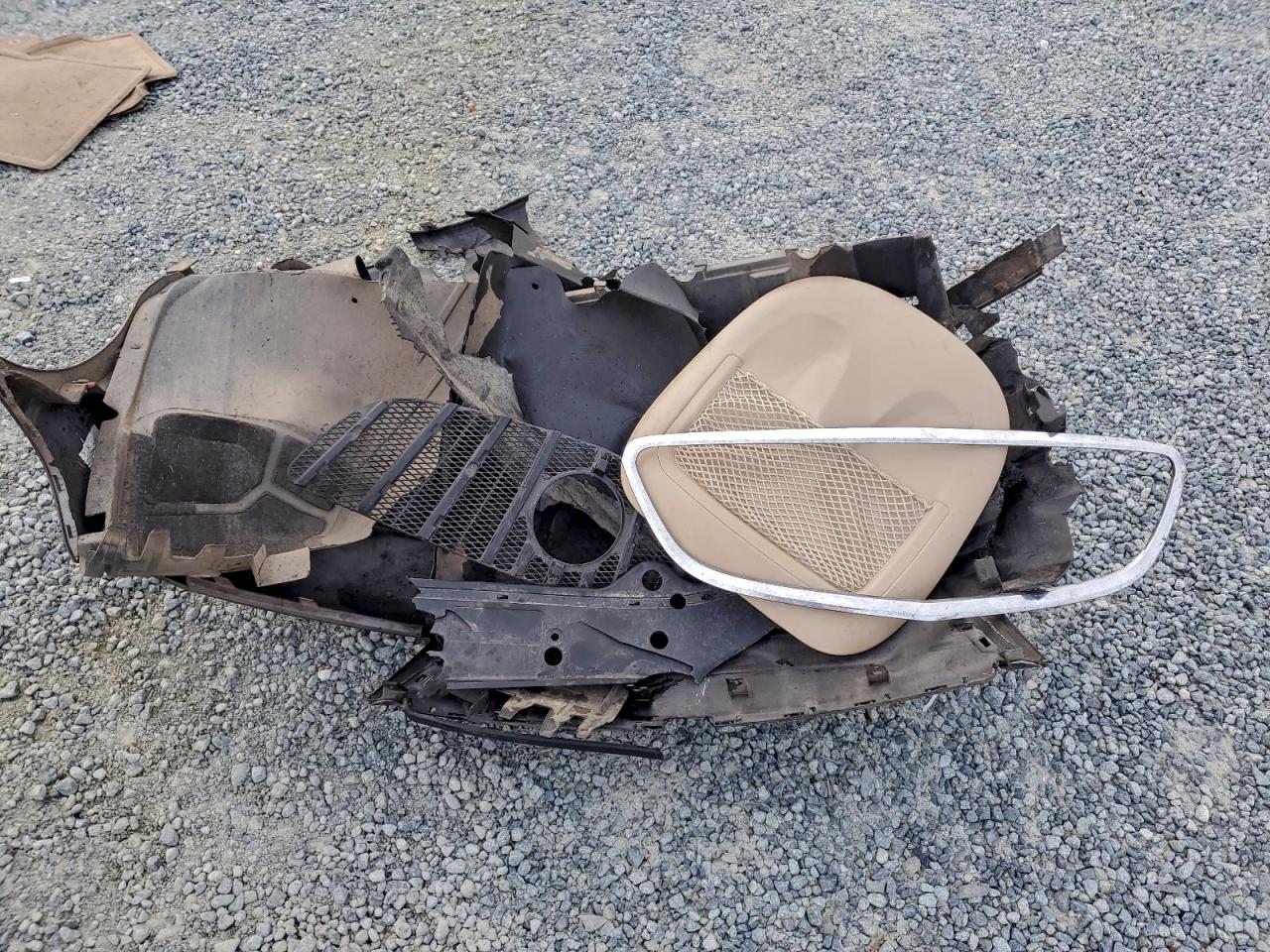 Buick LaCrosse Premium Image 2