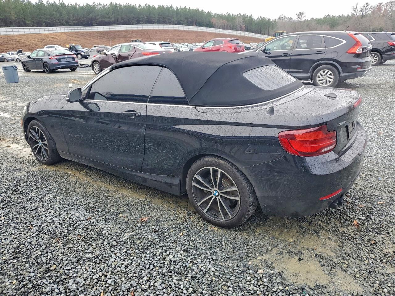 BMW 2 Series Image 5