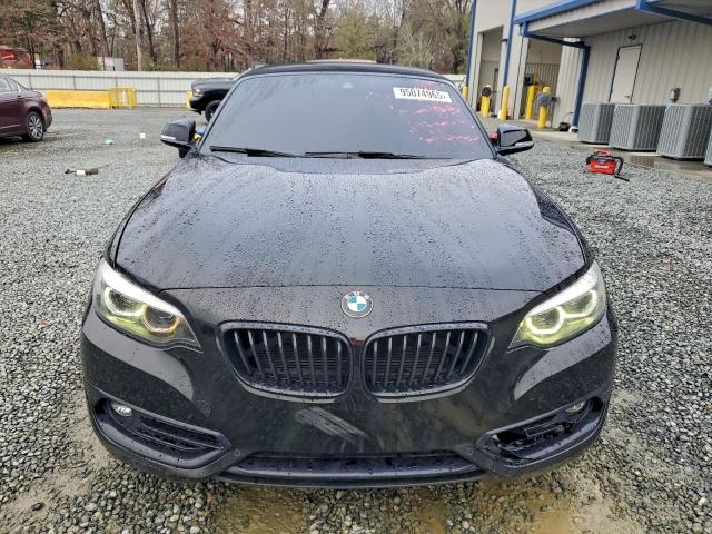 BMW 2 Series Image 9